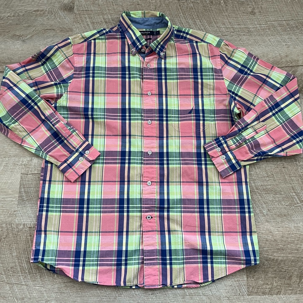 Mens long sleeve button front Nautica size L